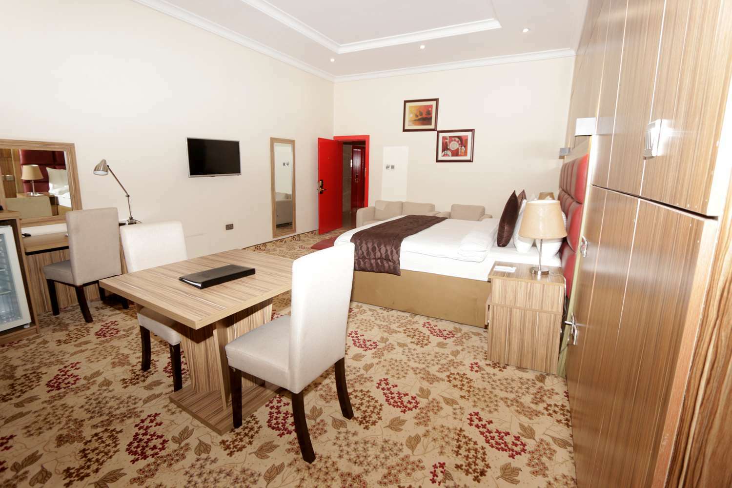 Best Western Plus Enugu Ruang foto